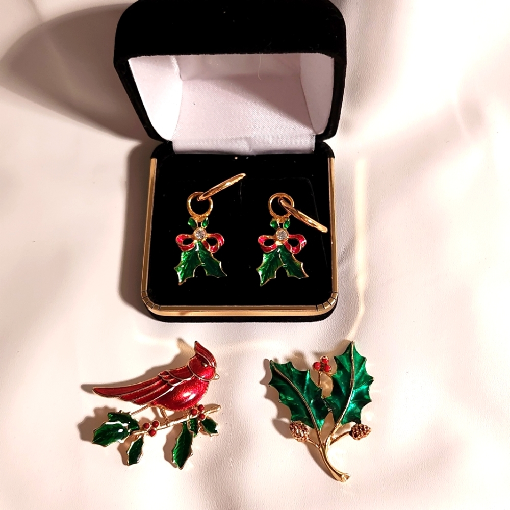 Vintage enmaled winter time / holiday